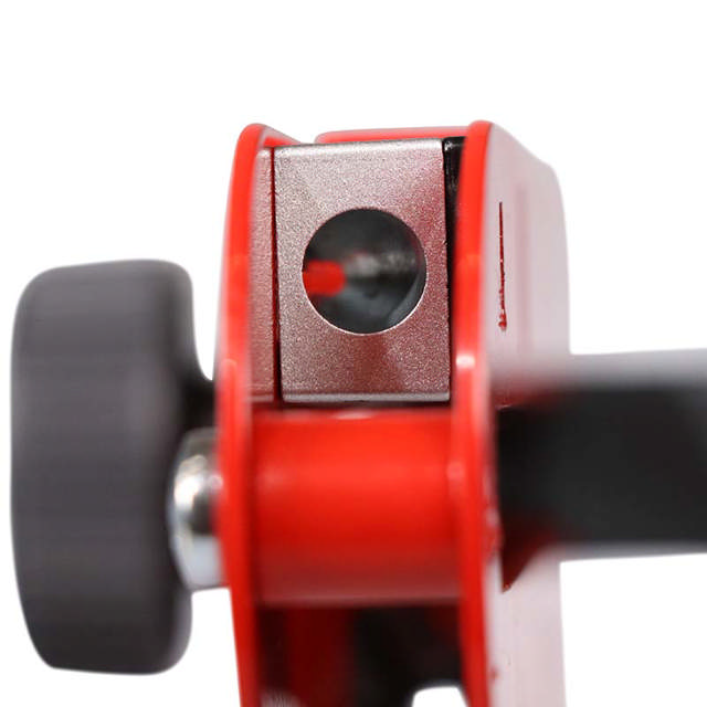 Narzędzie do znakowania linii nadwozia