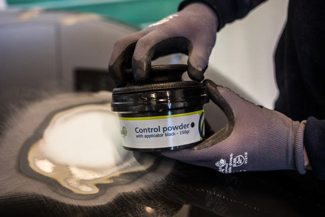 Kontrollpulver mit applikator schwarz - 150gr