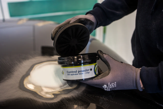 Kontrollpulver mit applikator schwarz - 150gr