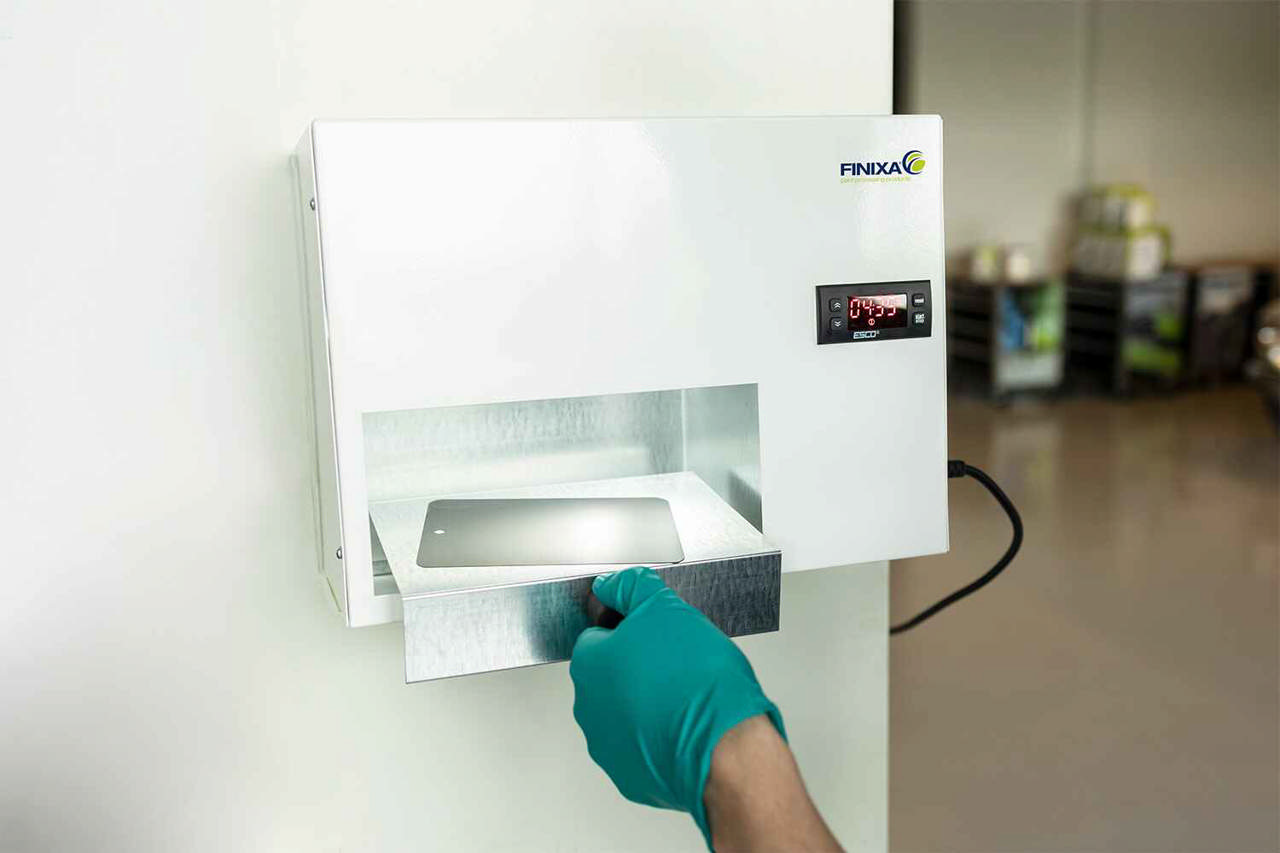 ILO 20 - Trockner für Spritzmusterkarten