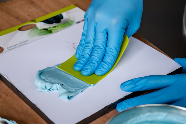 GAP 31 - Polyesterspachtel UL Azure 1kg + Härter - ultra light