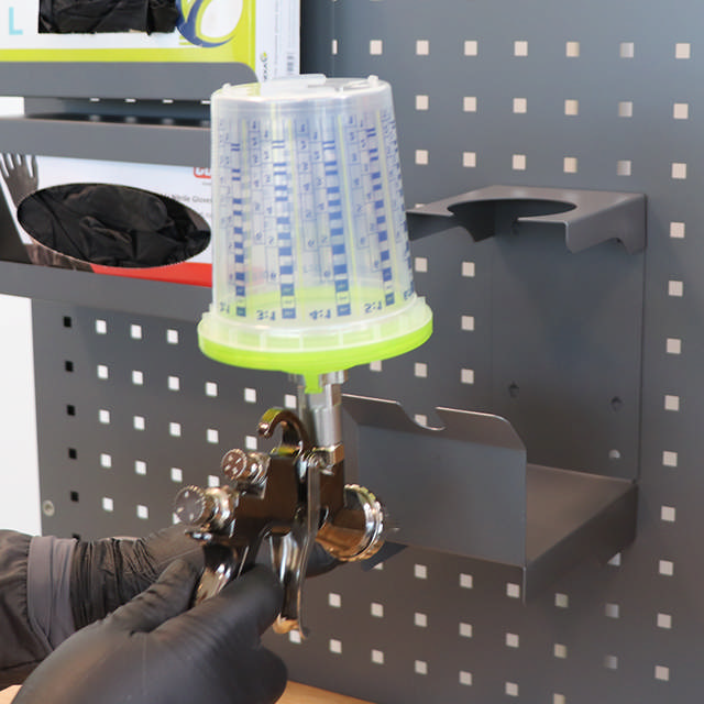 Halter für 1 Lackierpistole